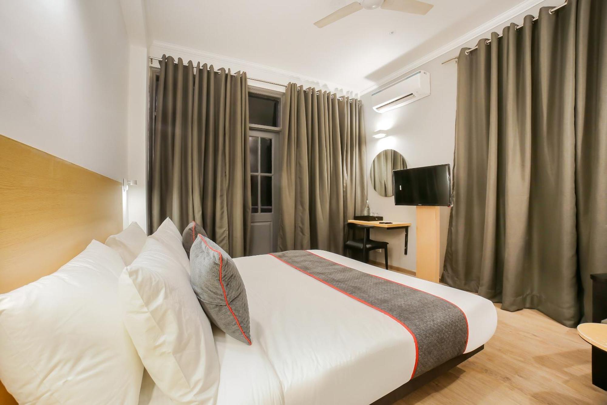 Townhouse 330 Dlf Phase-2 Near Leisure Valley Park Gurgáon Kültér fotó