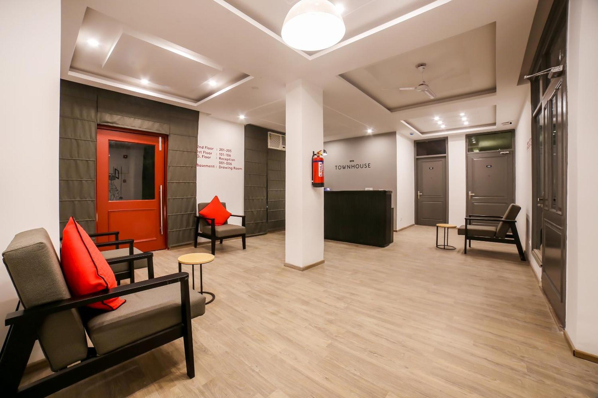 Townhouse 330 Dlf Phase-2 Near Leisure Valley Park Gurgáon Kültér fotó